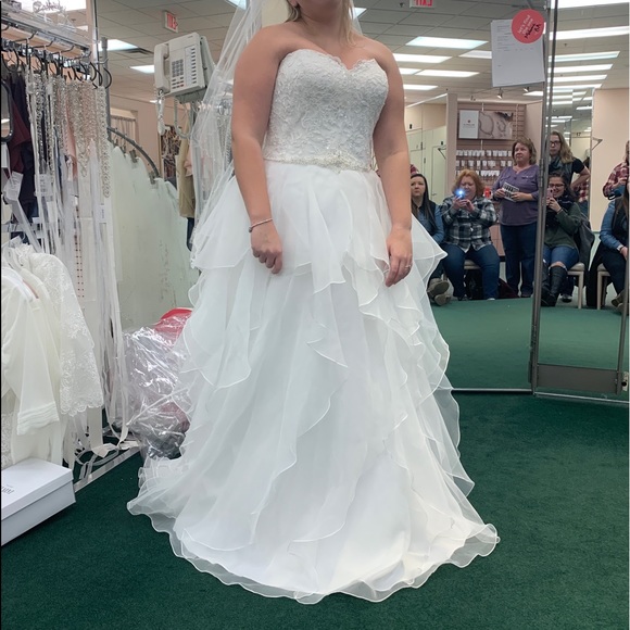 David's Bridal Dresses & Skirts - David’s Bridal Wedding Dress